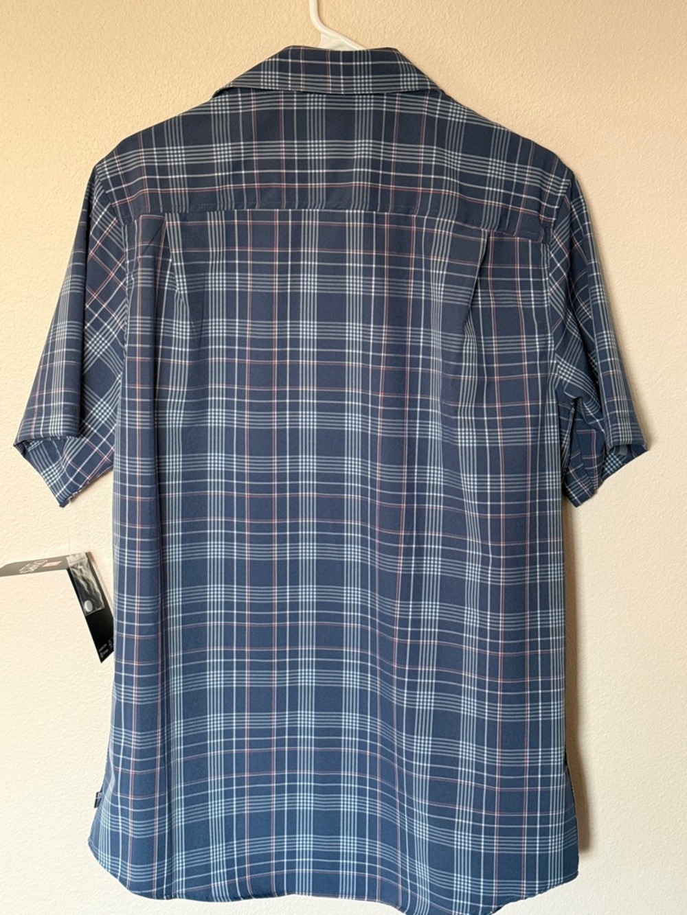 Chaps Everyday Performance button down, Size Medium - Picture 5 of 8